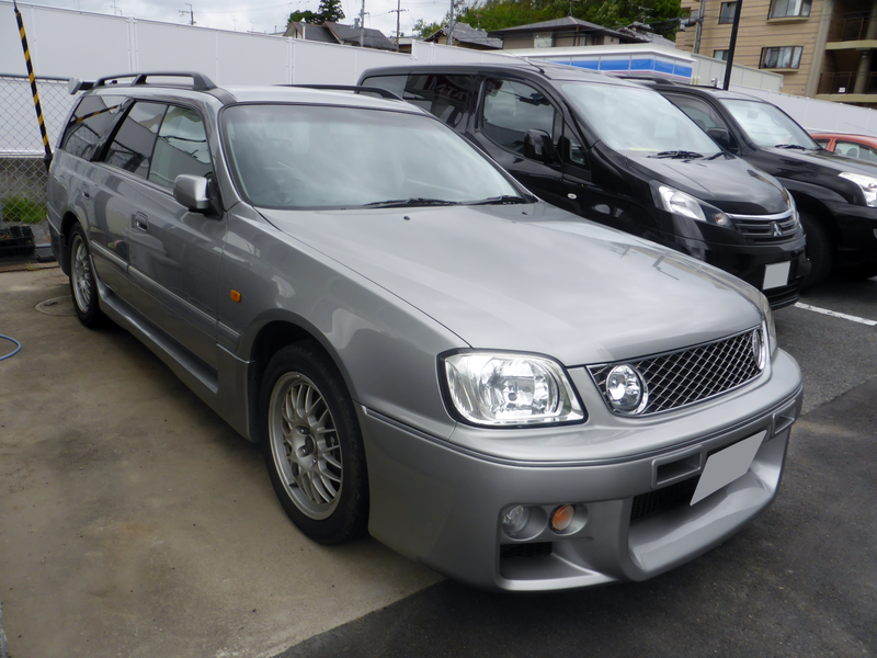 Nissan Stagea 260RS.